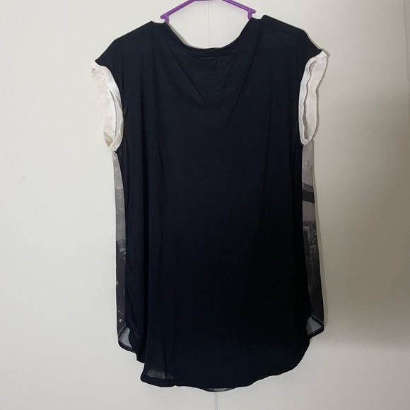 Abercrombie and Fitch Graphic Tunic T-Shirt - Picture 8 of 8